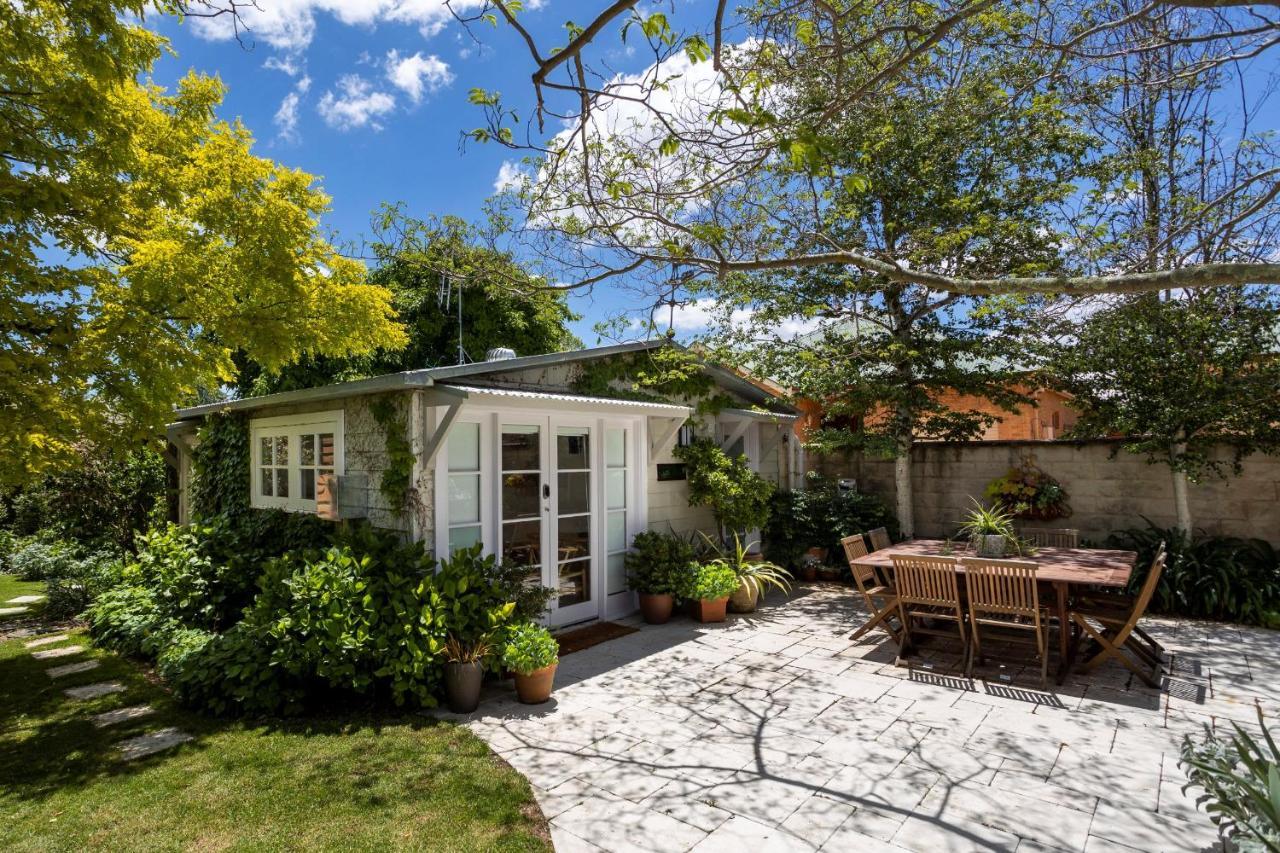 Silk Tree Studio - Steps To Cook Park Orange Exterior photo